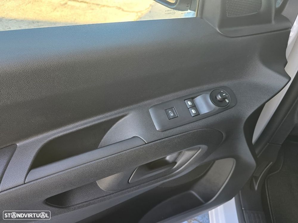 Toyota Proace City 1.5D L1 Comfort PTB - 9