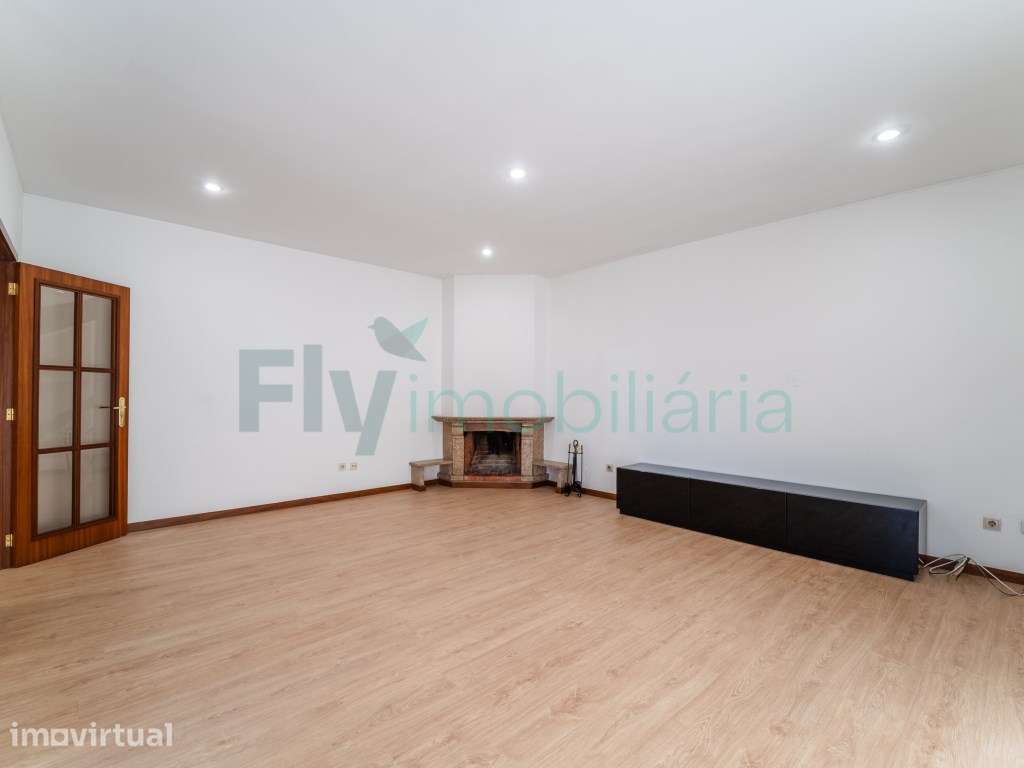 Apartamento T3 para Arrendamento | Terraço e Lugar de Garagem - Grande imagem: 5/27