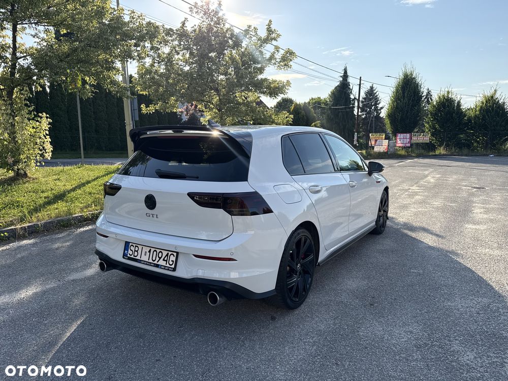 Volkswagen Golf GTI (BlueMotion Technology) DSG Performance - 6