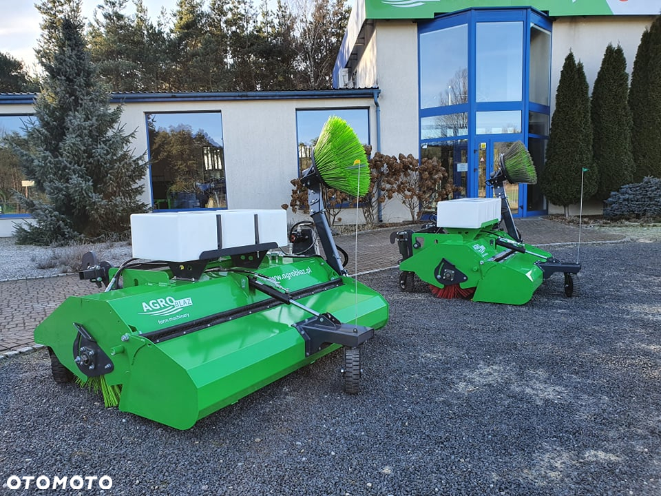 Inny Zamiatarka z domiatarką i zraszaniem - 3