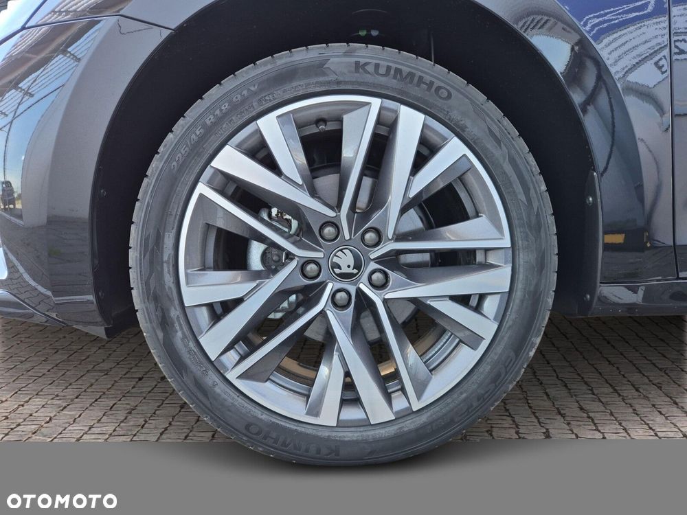 Skoda Octavia 1.5 TSI mHEV Sportline DSG - 13