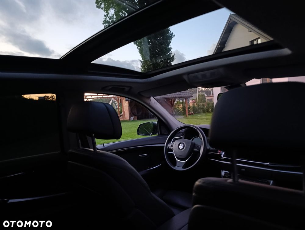 BMW 5GT - 21
