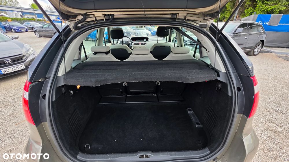 Citroën C4 Picasso 1.8i SX Pack - 25