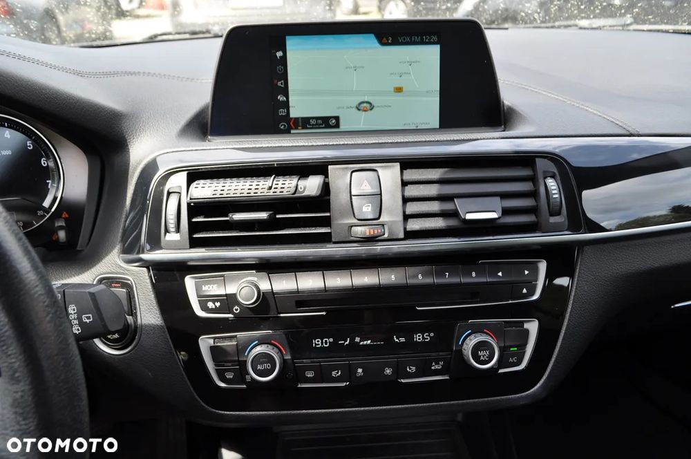 BMW Seria 1 118i GPF Sport Line - 22