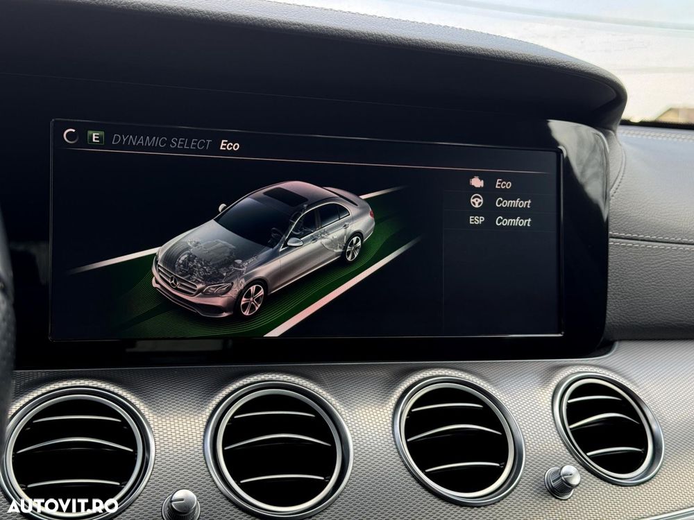 Mercedes-Benz E - 16