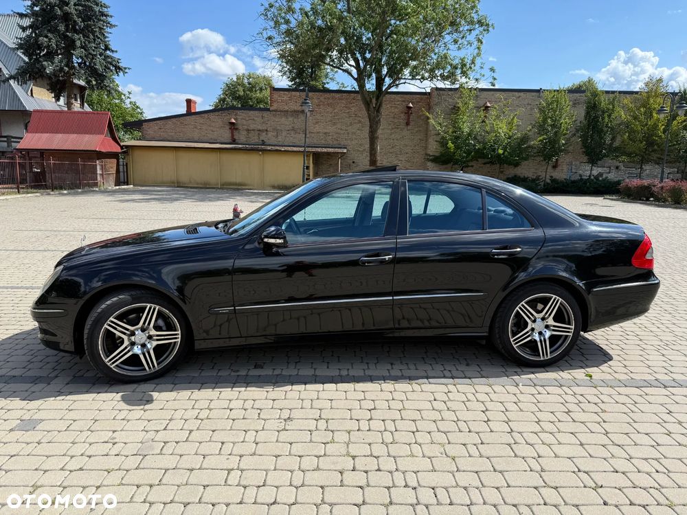 Mercedes-Benz Klasa E - 9