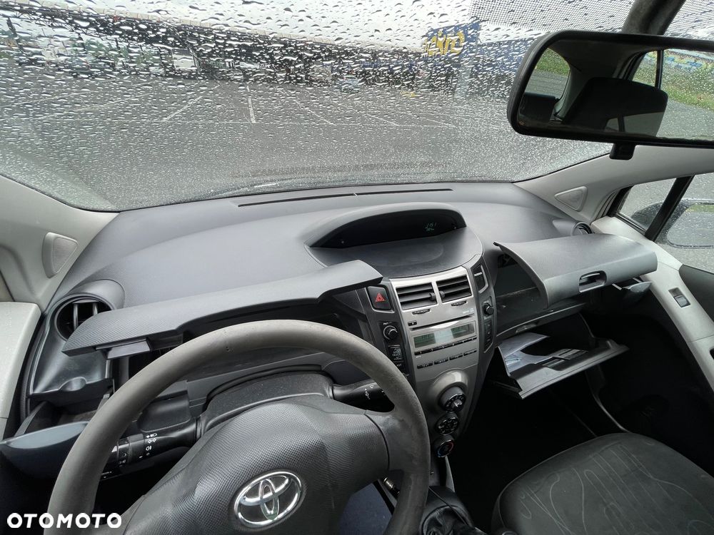 Toyota Yaris 1.4 D-4D Premium - 7