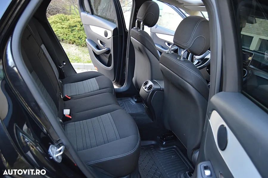 Mercedes-Benz GLC 220 d 4MATIC 9G-TRONIC - 12