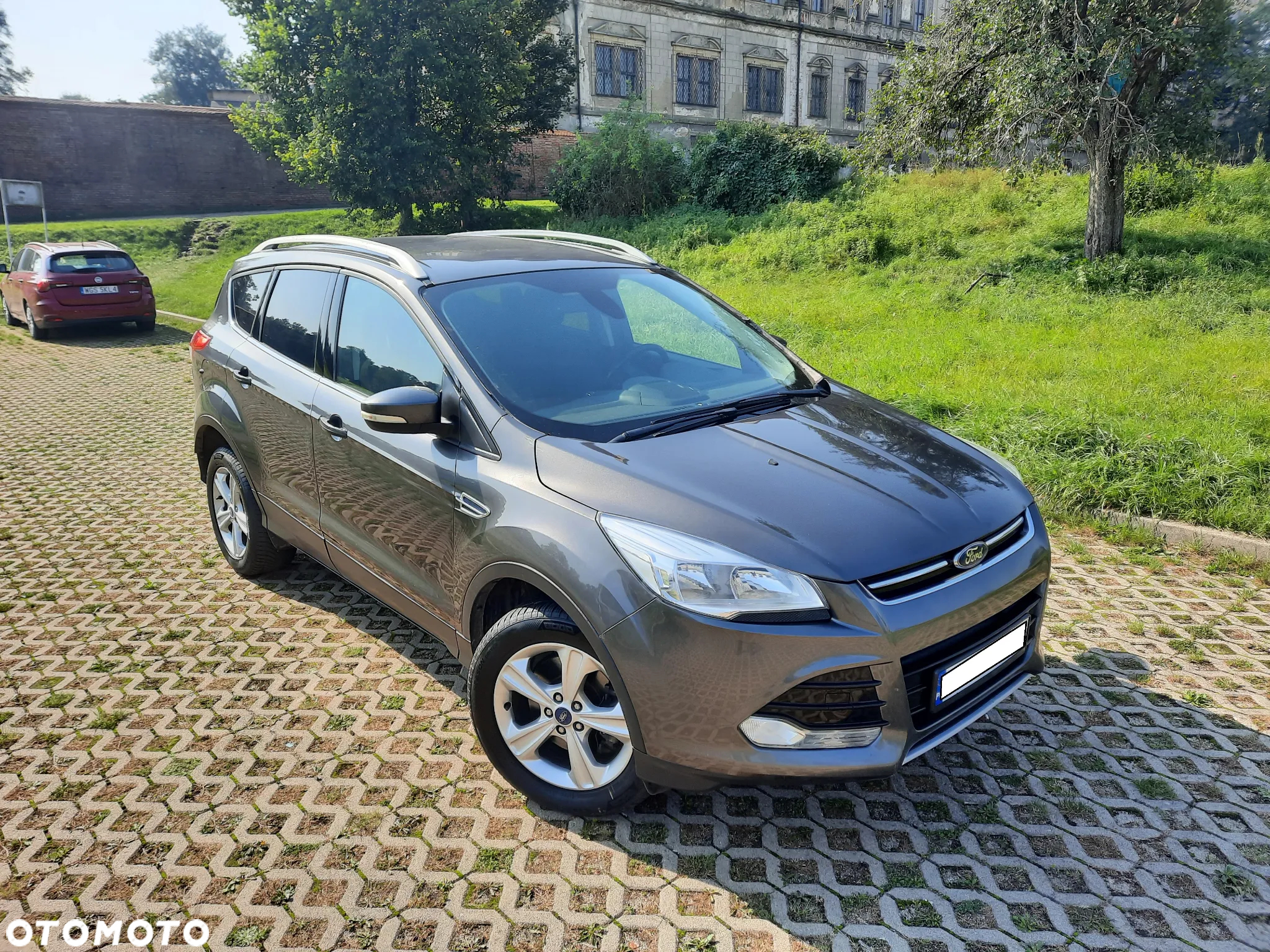 Ford Kuga 2.0 TDCi FWD Titanium - 10