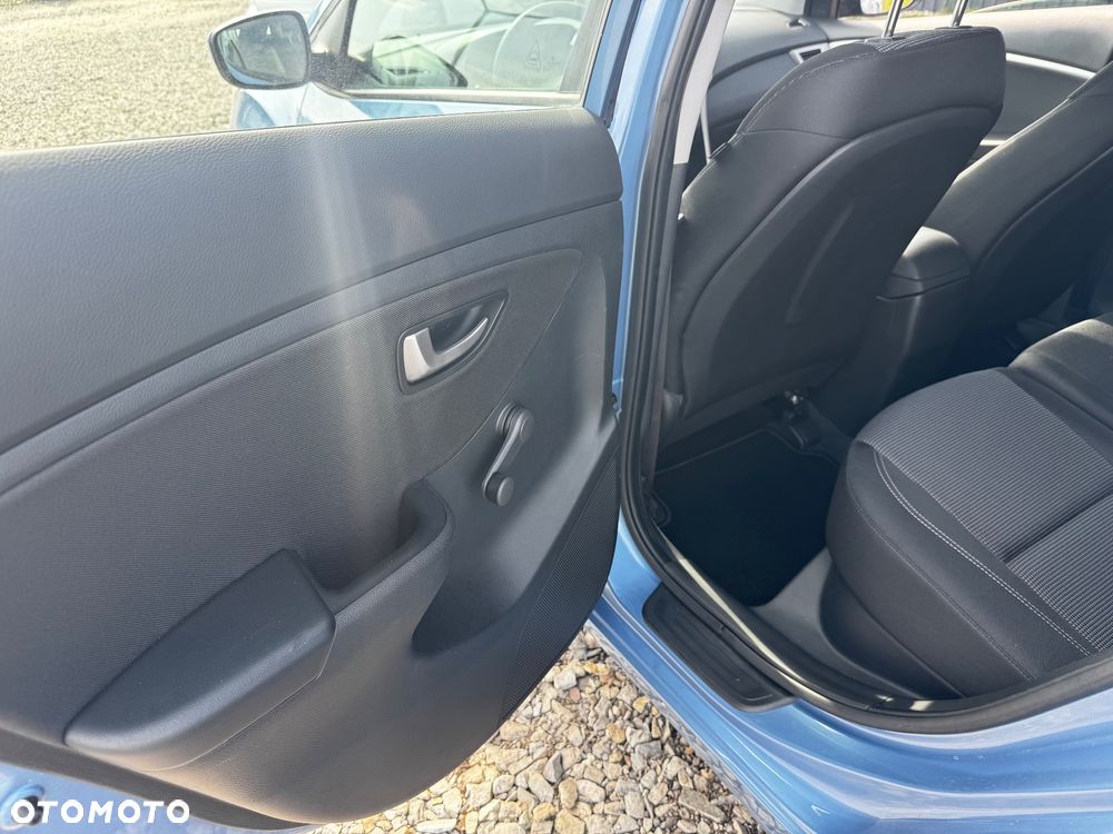 Hyundai i30 1.4 Classic - 9