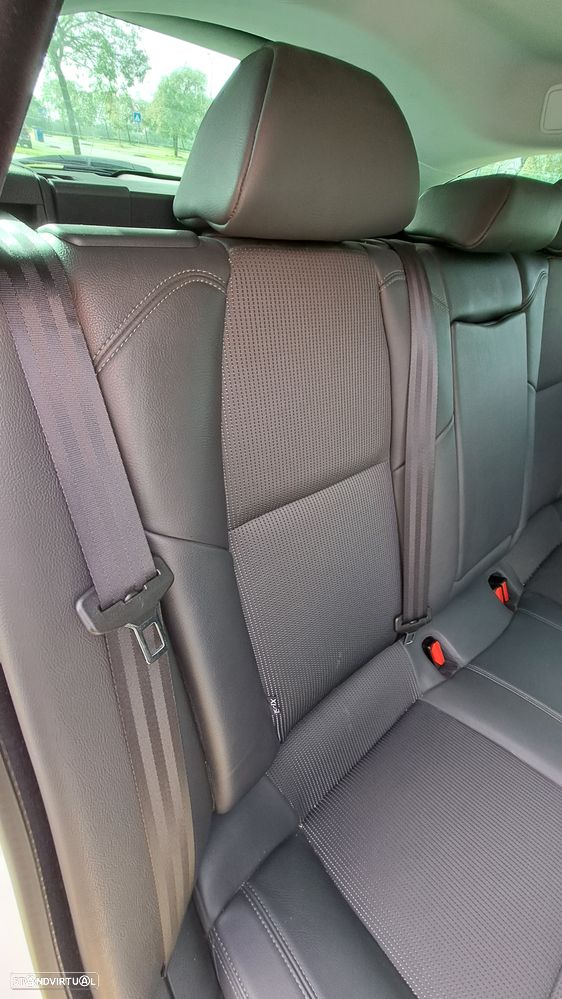 Peugeot 508 SW 1.6 e-HDi Allure 2-Tronic J18 - 13