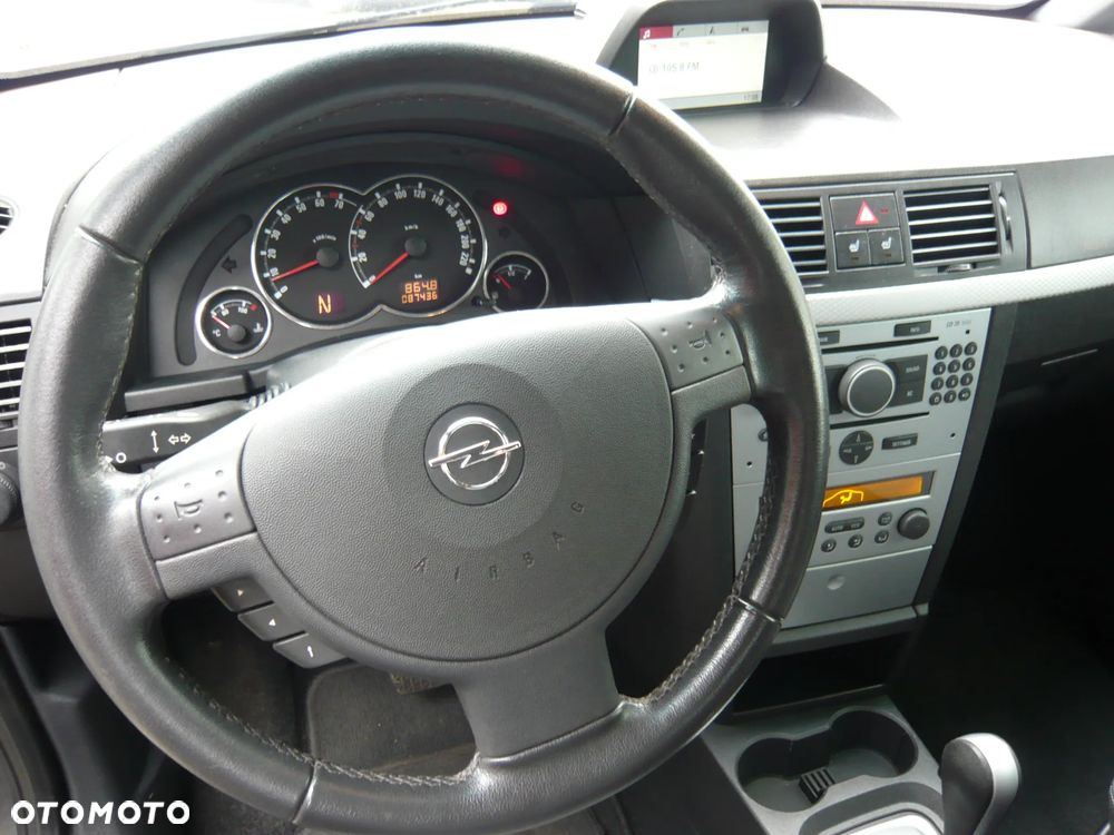 Opel Meriva - 11