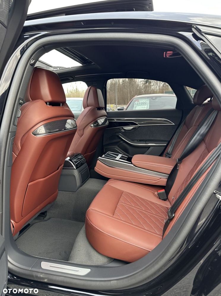 Audi A8 - 23