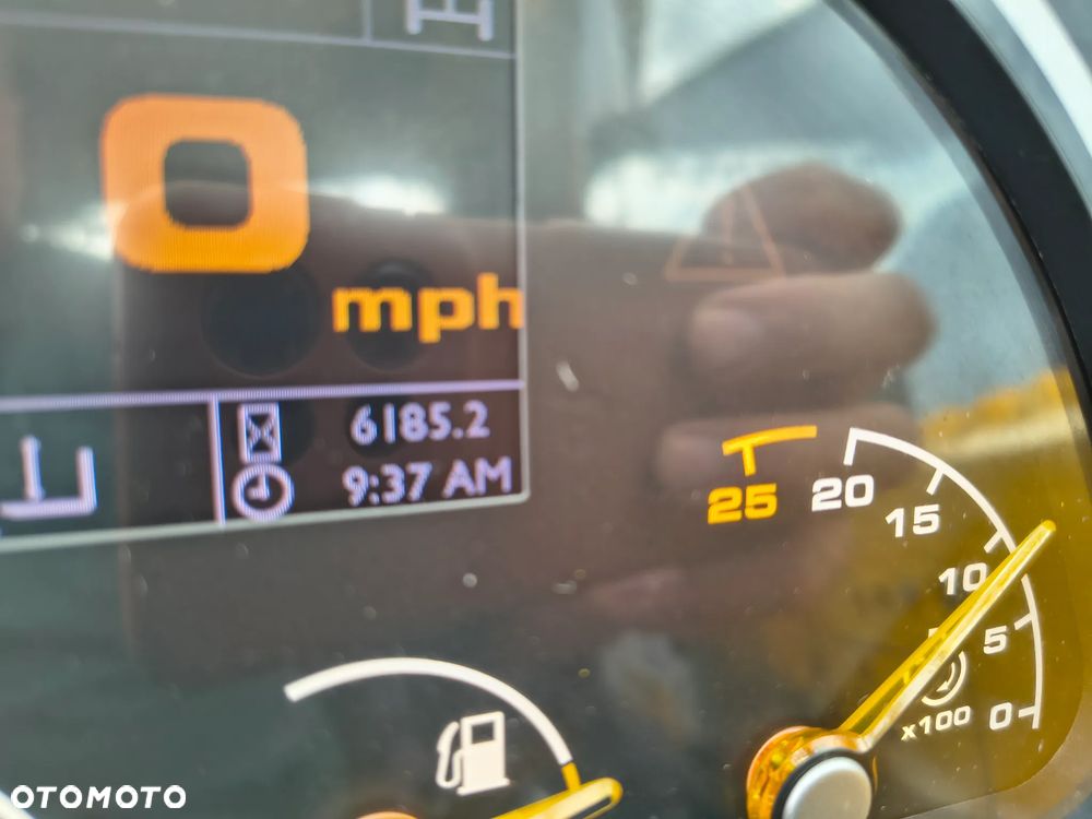 JCB 525-60 JOYSTICK - 27
