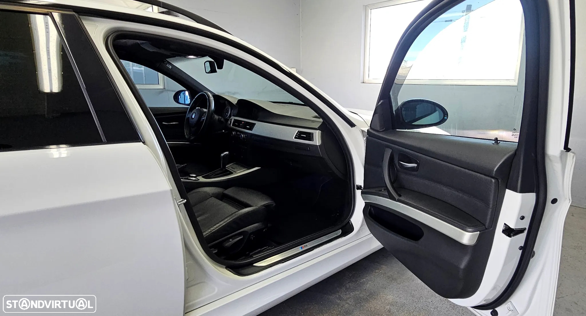 BMW 335 d Touring Navigation Auto - 23