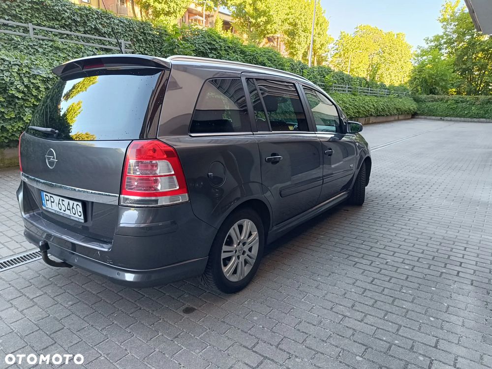 Opel Zafira 1.8 Sport - 5