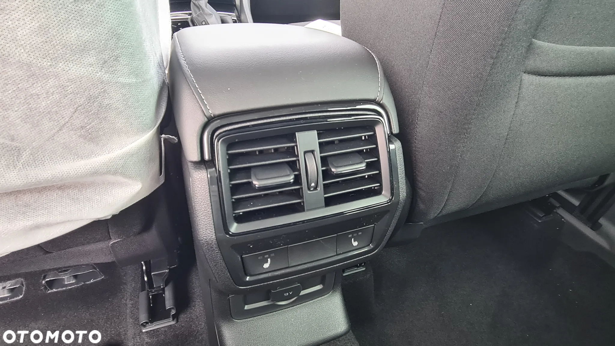 Skoda Karoq 1.5 TSI ACT Edition 130 DSG - 9