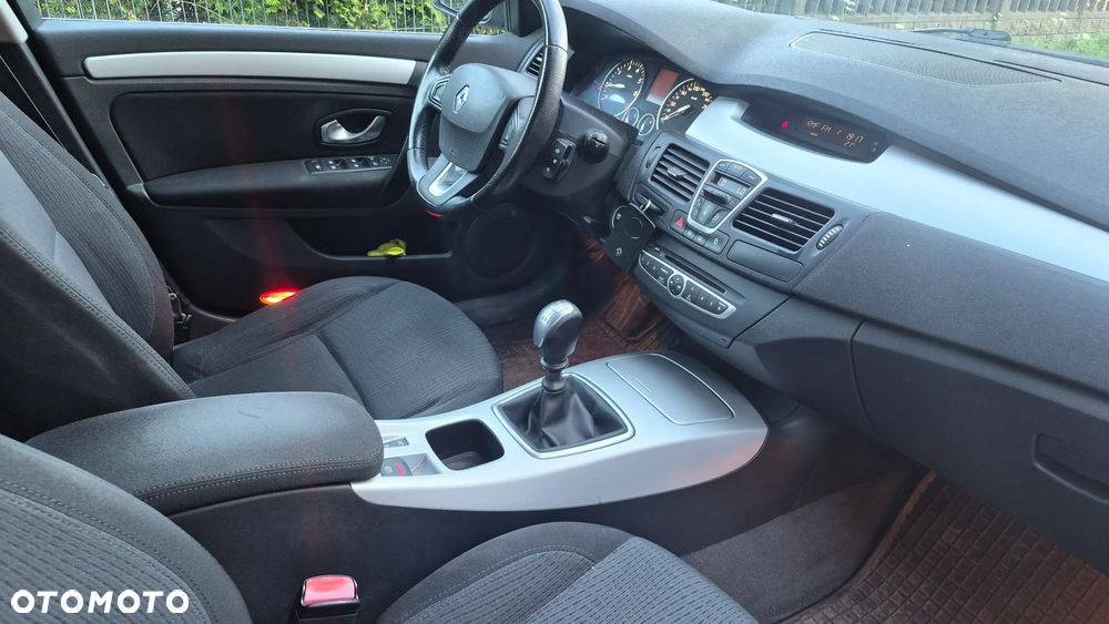 Renault Laguna - 5