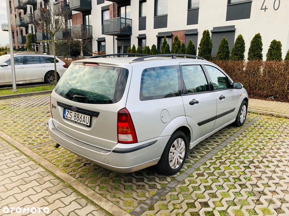 Ford Focus Turnier 1.8 DI Futura - 5