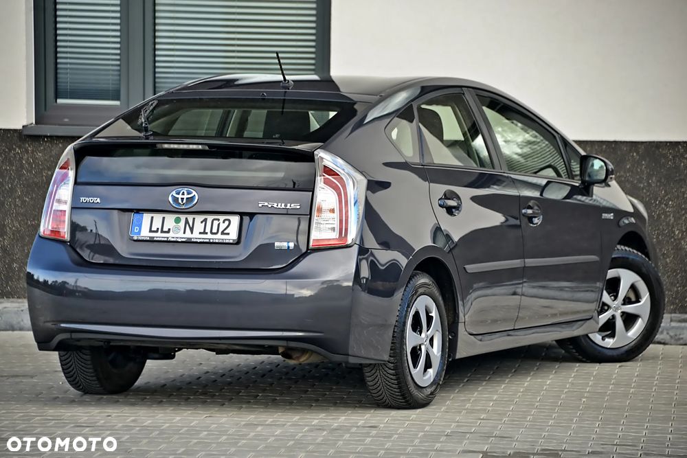 Toyota Prius 1.8 Hybrid Premium - 19