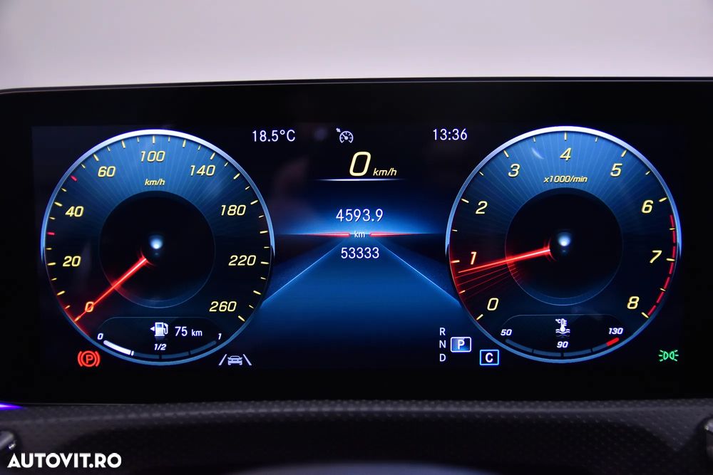 Mercedes-Benz A 200 Sedan 7G-DCT AMG Line - 12