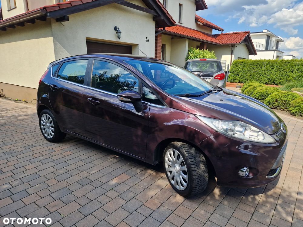 Ford Fiesta 1.6 Ghia - 7