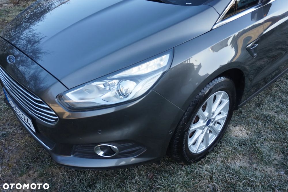 Ford S-Max 2.0 TDCi Titanium PowerShift - 4
