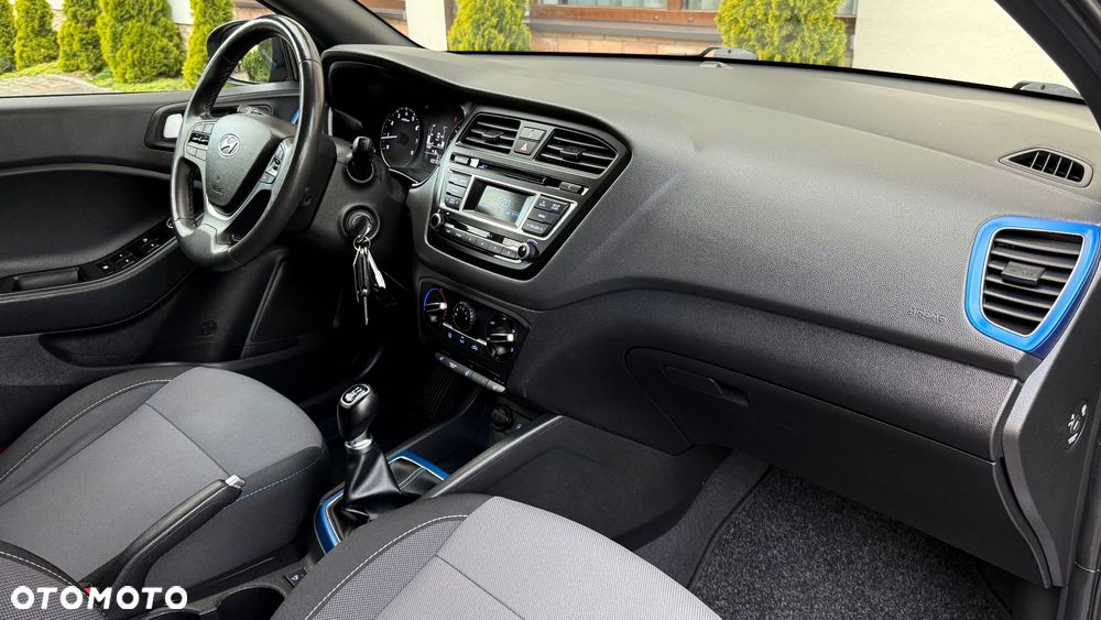 Hyundai i20 - 19
