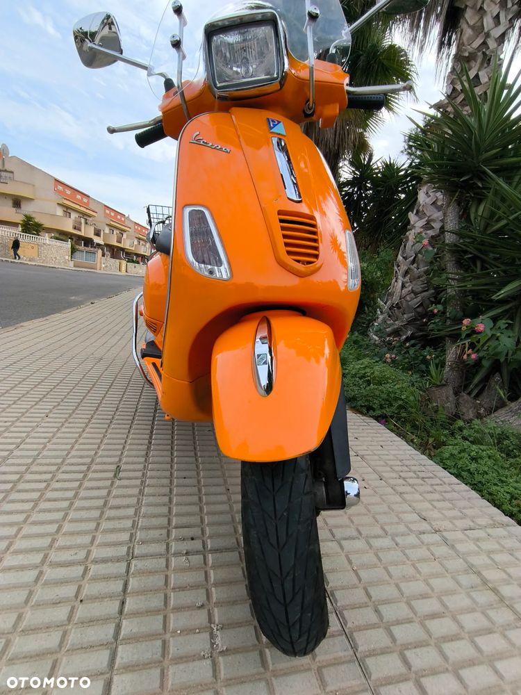 Piaggio Vespa - 3
