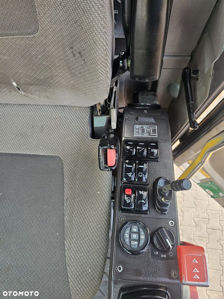 Volvo EW 140 C - 11
