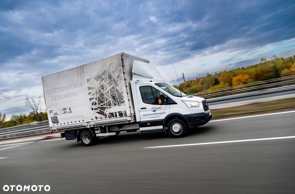 Ford Transit - 1