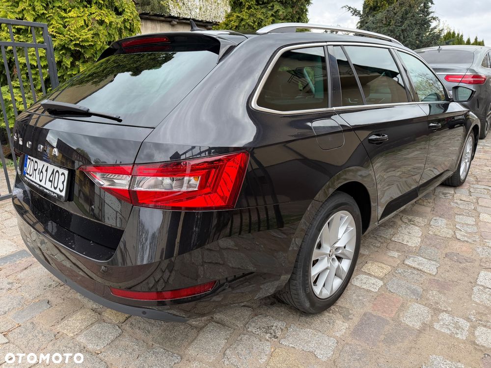 Skoda Superb 1.6 TDI DSG Ambition - 6