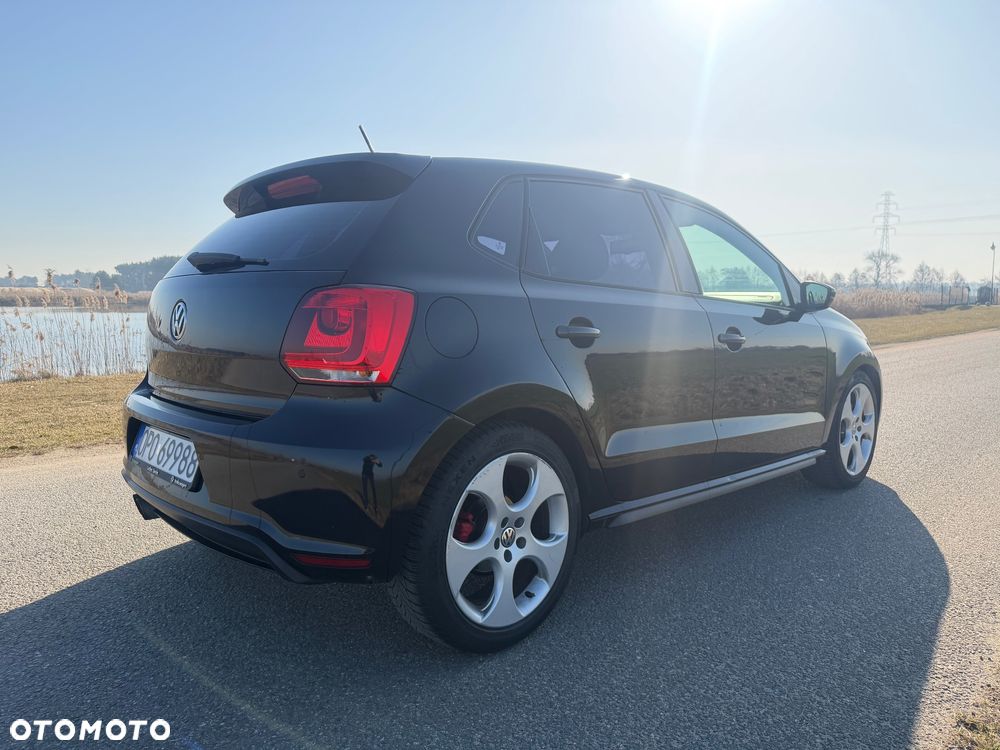Volkswagen Polo 1.4 DSG GTI - 5