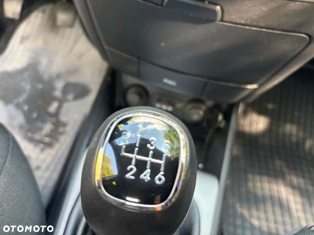 Hyundai i30 1.6 CRDi Comfort EU5 - 25