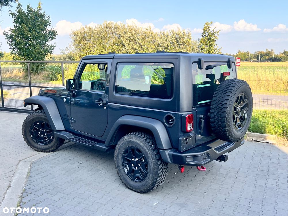 Jeep Wrangler - 9