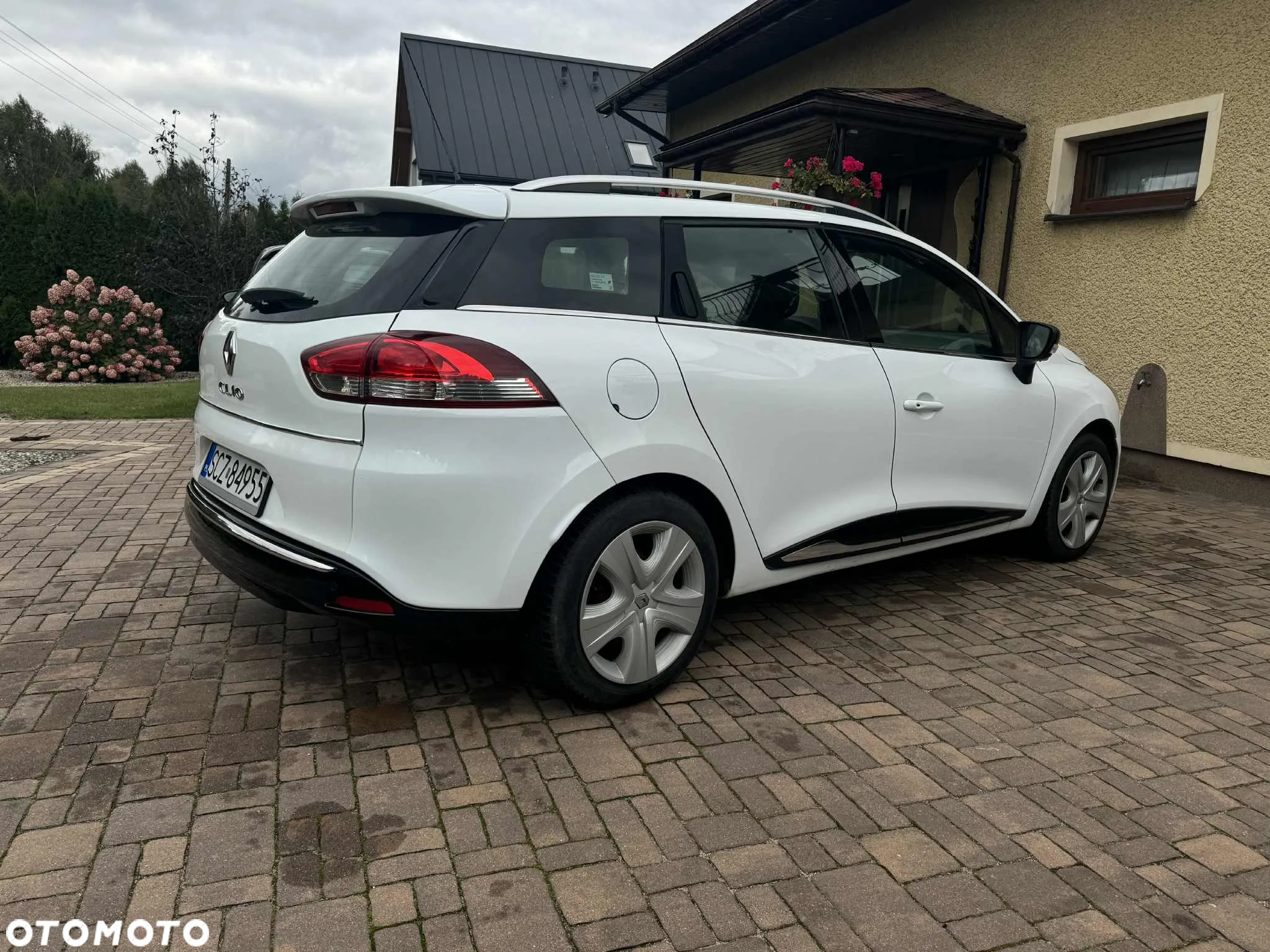 Renault Clio Grandtour 1.2 16V 75 Experience - 3