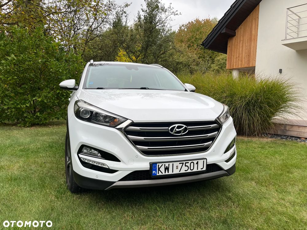 Hyundai Tucson 1.7 CRDI BlueDrive Style 2WD - 7