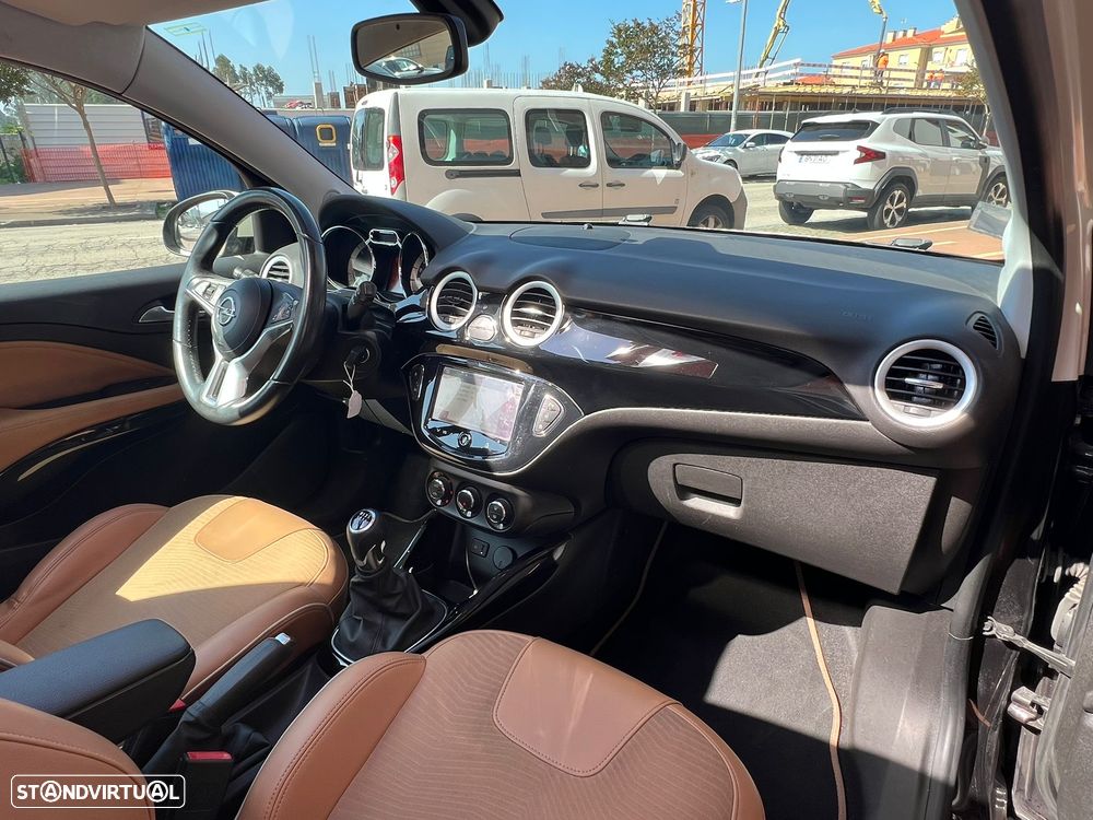 Opel Adam 1.0 T Rocks - 10