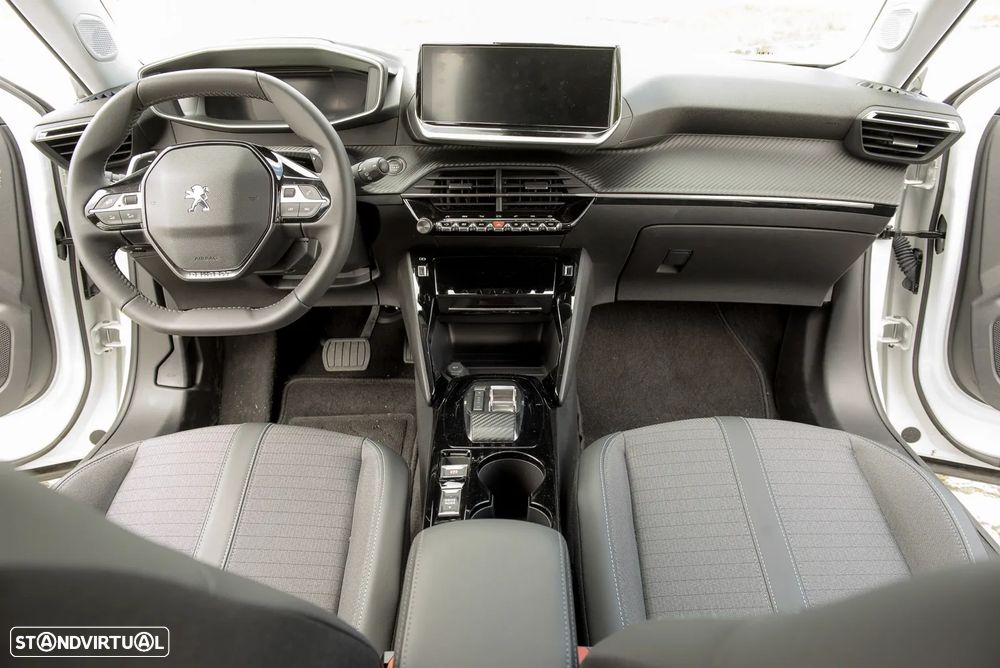 Peugeot 2008 1.2 PureTech Allure Pack EAT8 - 25