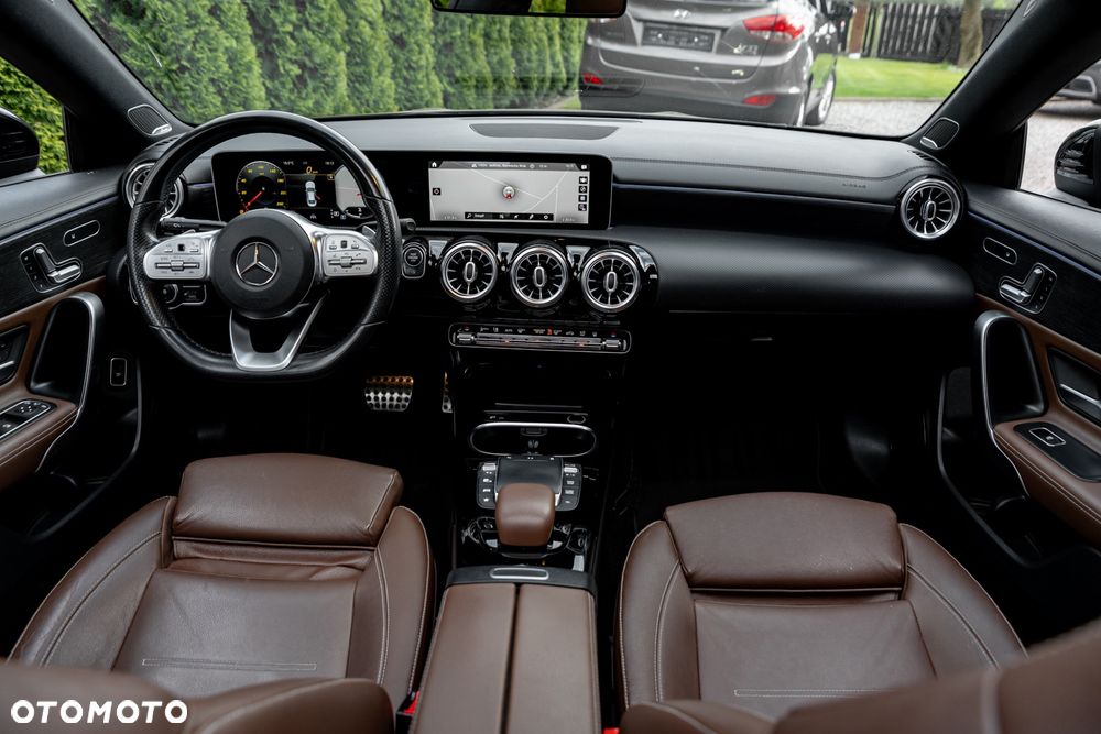 Mercedes-Benz CLA 250 4Matic 8G-DCT Edition AMG Line - 27