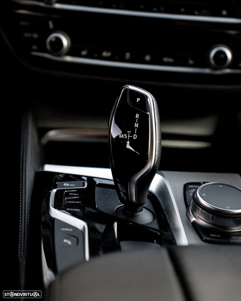 BMW 530 - 16