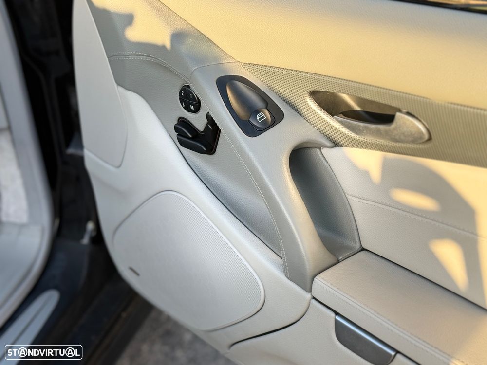 Mercedes-Benz SL 350 - 21