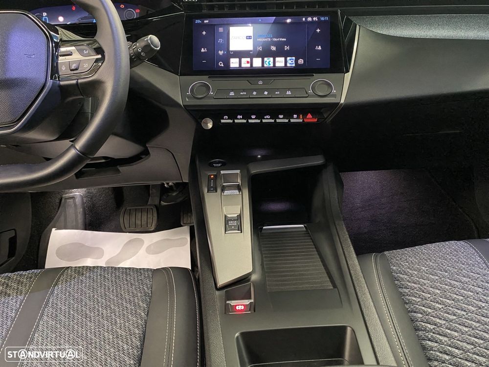 Peugeot 308 SW 1.2 Hybrid Allure e-DCS6 - 11