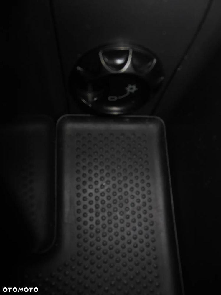 Volkswagen Golf 1.9 TDI DSG Edition - 15