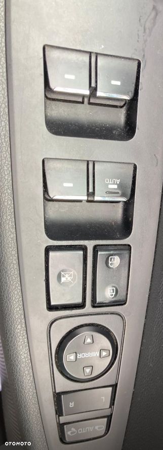 Hyundai Tucson 2.0 CRDI Comfort 4WD - 6