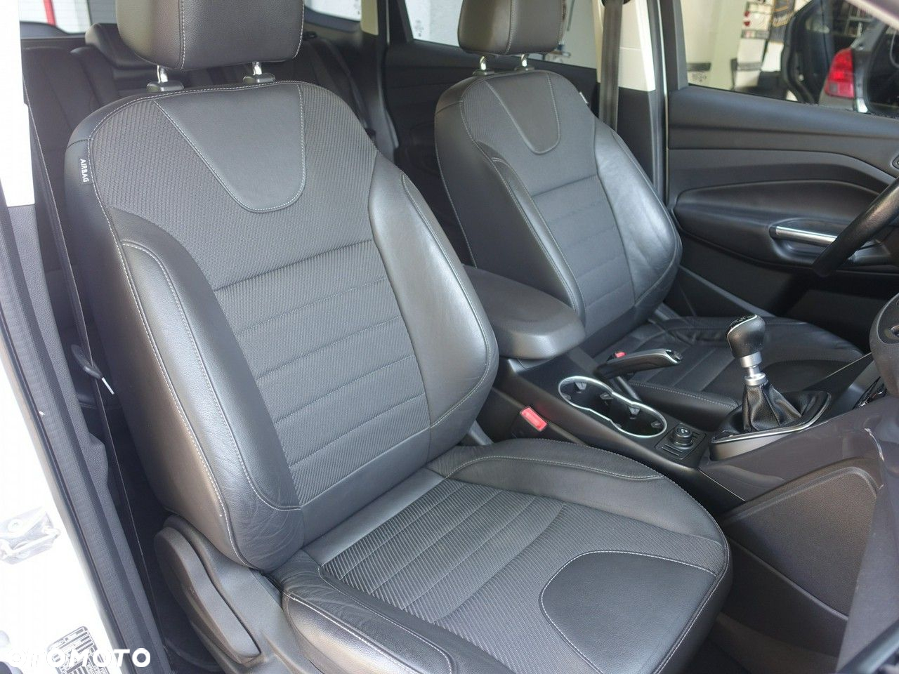 Ford Kuga 2.0 TDCi Titanium - 15