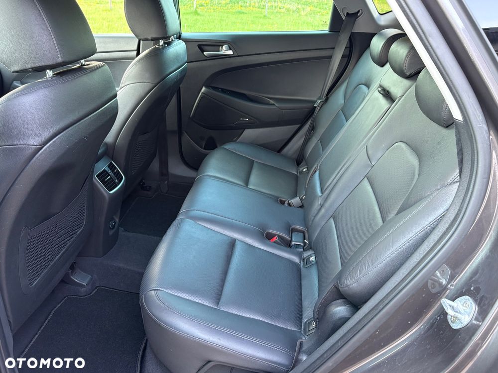Hyundai Tucson blue 1.6 CRDi 4WD DCT Premium - 21