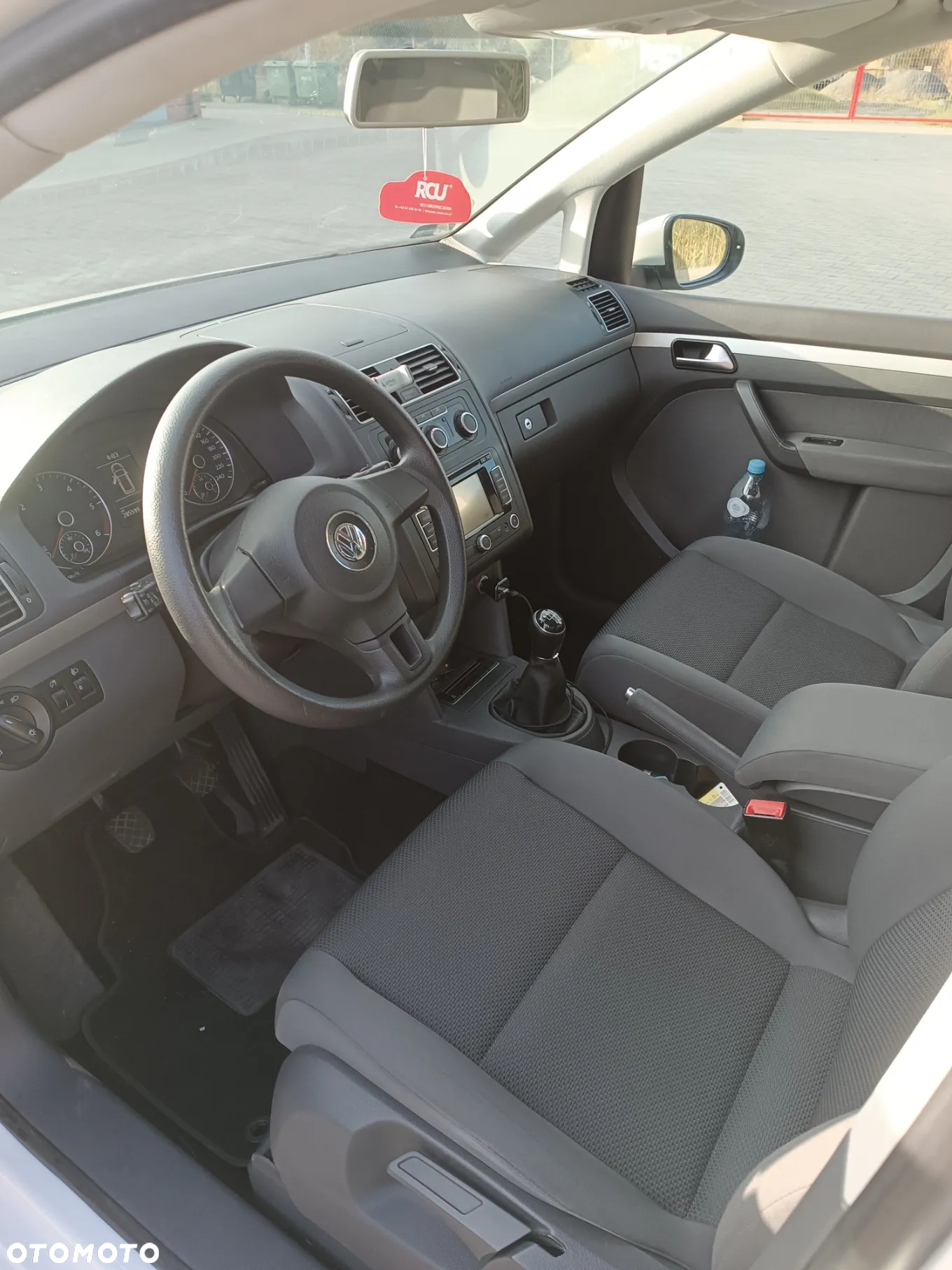Volkswagen Touran - 5