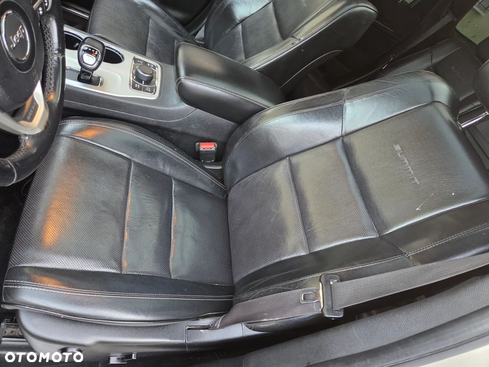 Jeep Grand Cherokee - 13