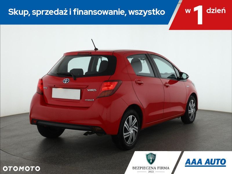 Toyota Yaris - 7